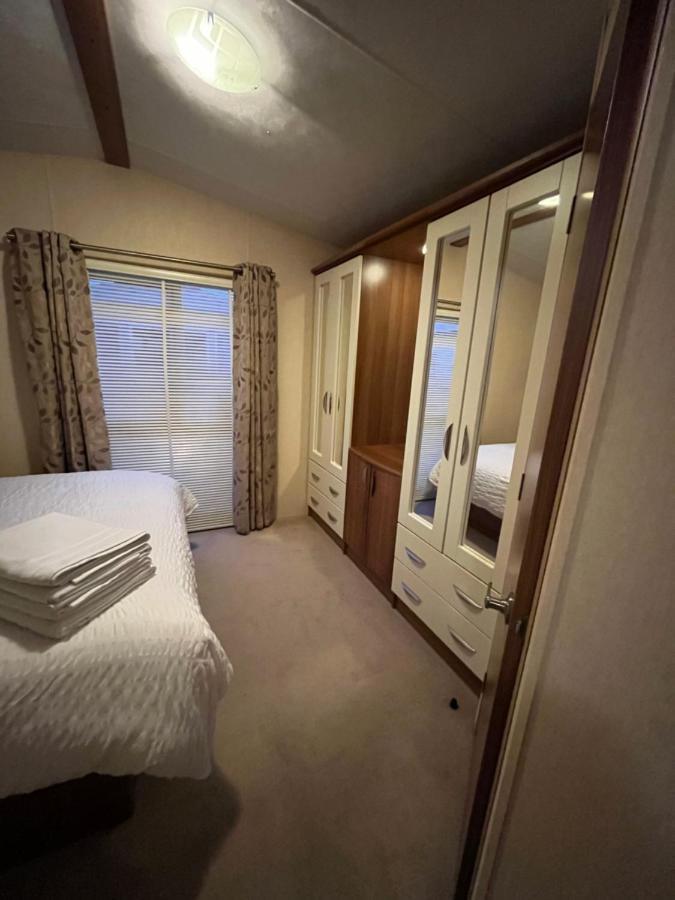 Lovely Static Caravan Whitstable Exterior photo